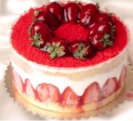 Çilekli Mois Pasta Romantik Akşamlar İçin